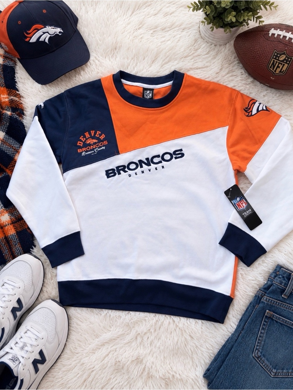 Denver Broncos Colorblock Crewneck Sweater - Navy/Orange/White